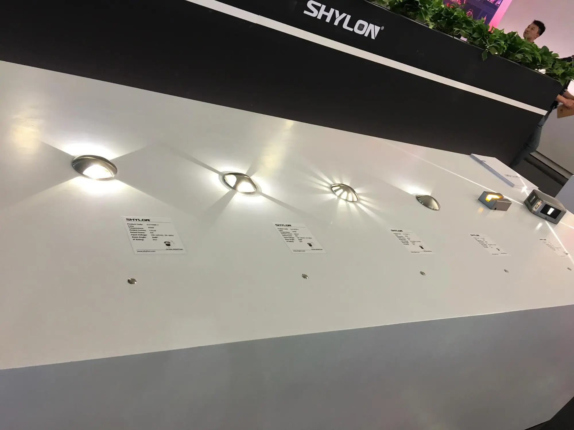 
Stainless steel Single color with 4 beam angle step LED light 
