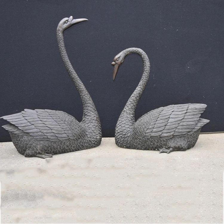 Custom decorative polyresin metal brass bronze peacock sculpture