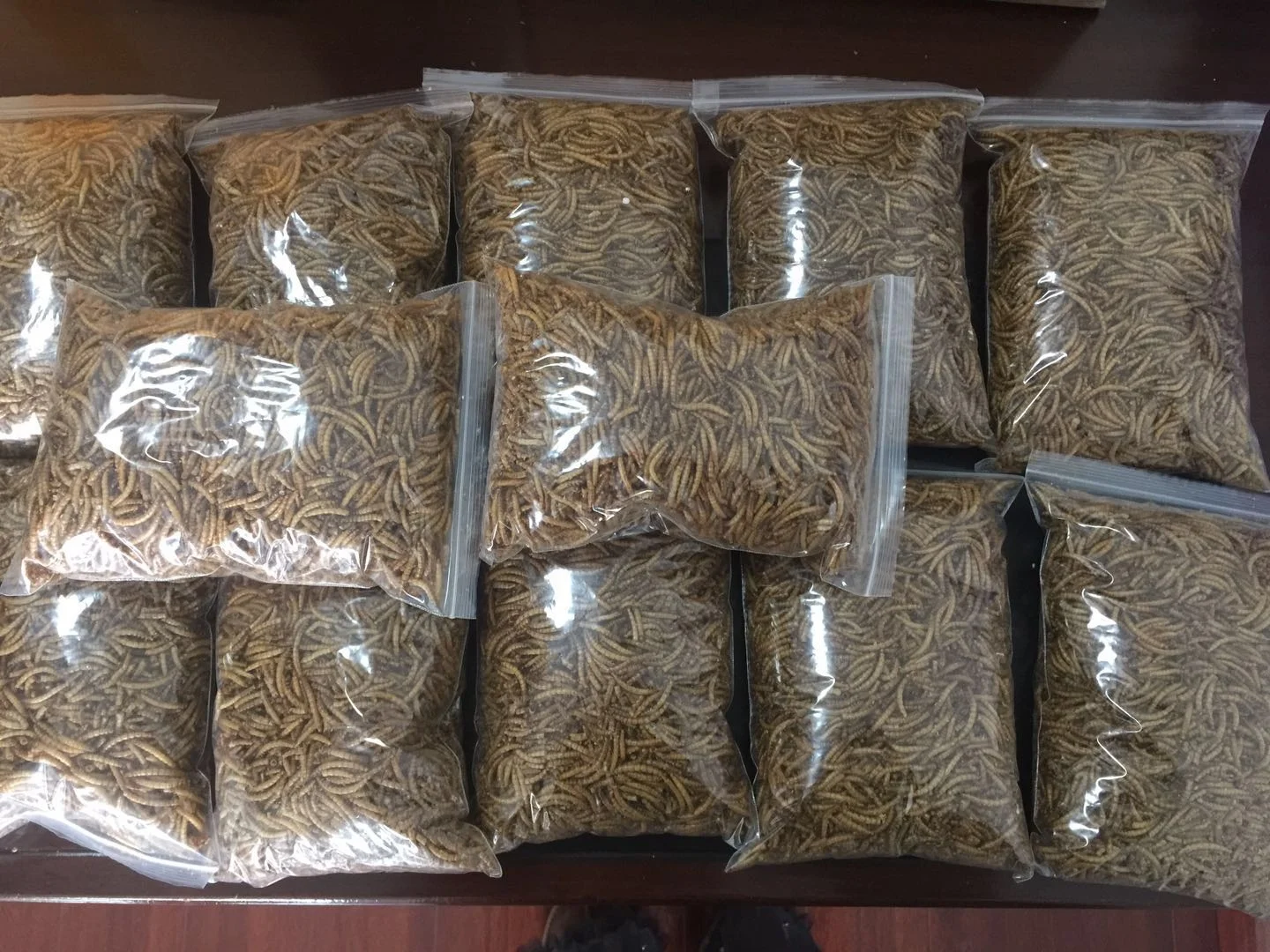 Курица пищевой сушеные хрущак мучной добавки корма для животных