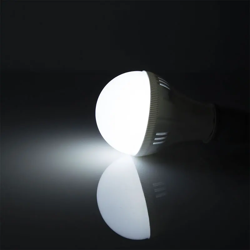Super bright China LED Bulb Light 3W  5W Bombillas E27 B22 Led bulb lamp supplier