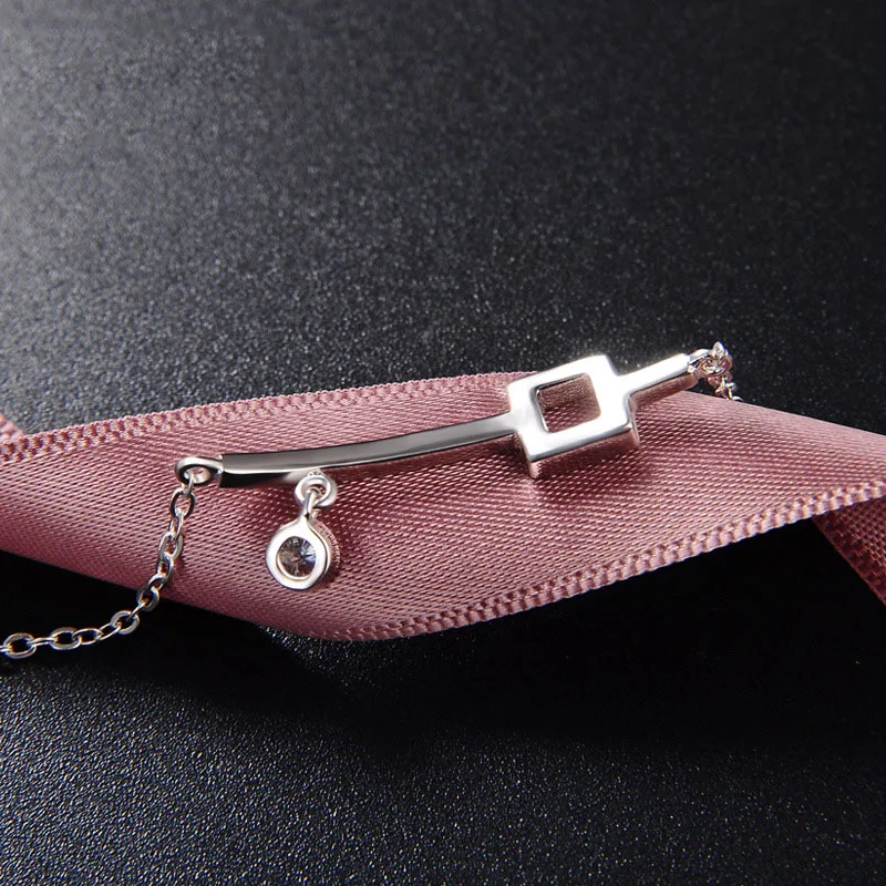 Shiny Key Styling 925 Sterling Silver Anniversary Bracelet for Woman YJ00601