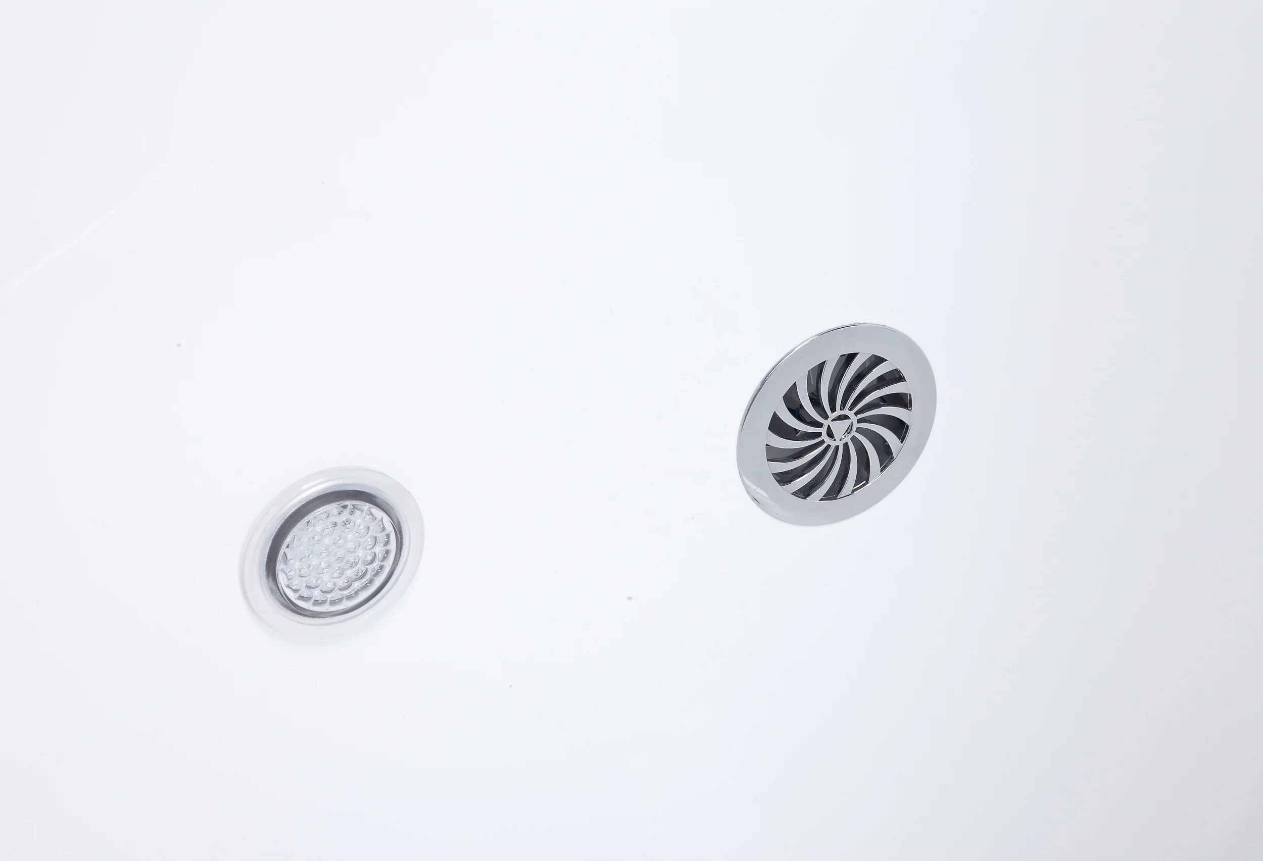 Акриловая Детская ванна Sunrans детский спа-массаж