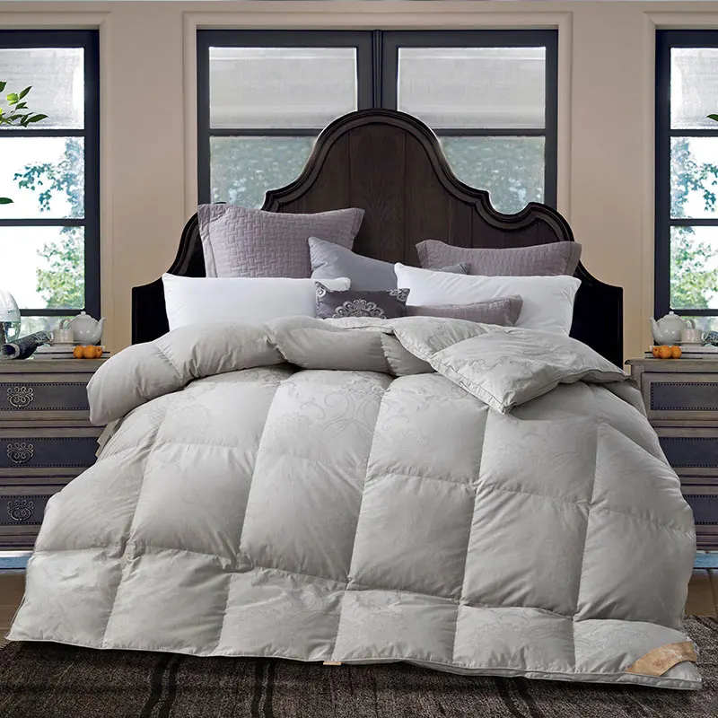 All-Season Hypoallergenic 100% Cotton Quilted Luxurious California King Size Lightweight  jacquardGoose Down Comforter Duvet
