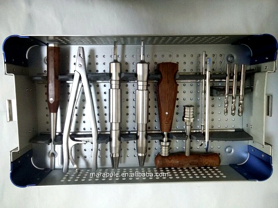 hip retractors ,broken screw extractor,bone surgical instruments