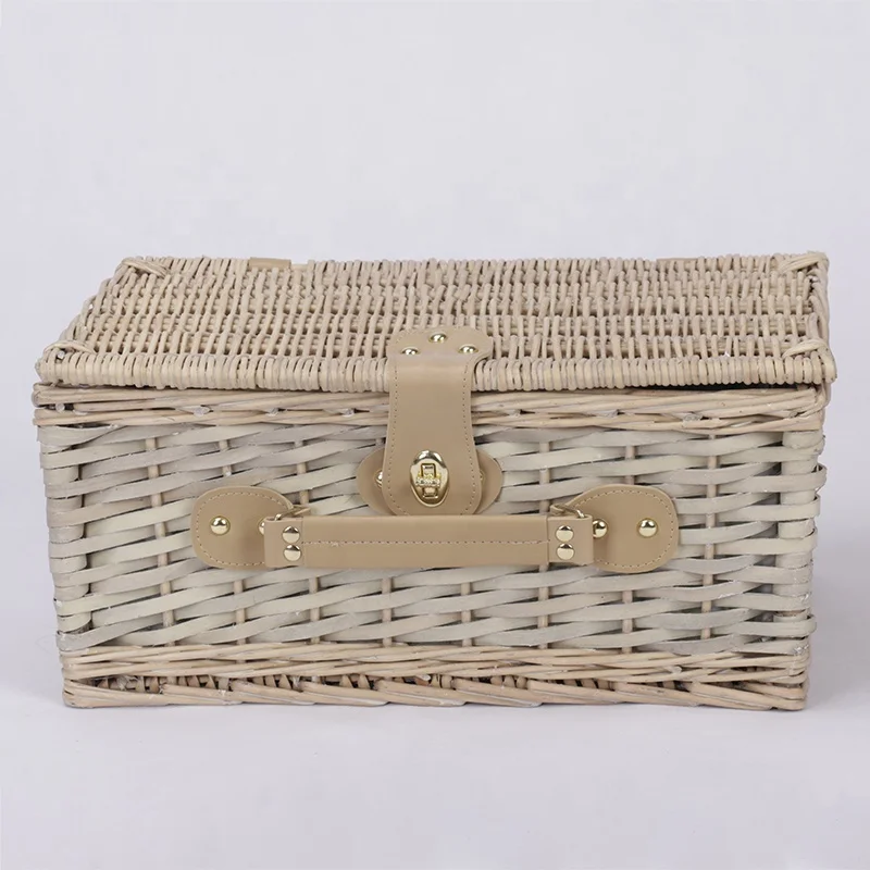 Free Sample Factory Woven  Wicker Picnic Basket With Lid