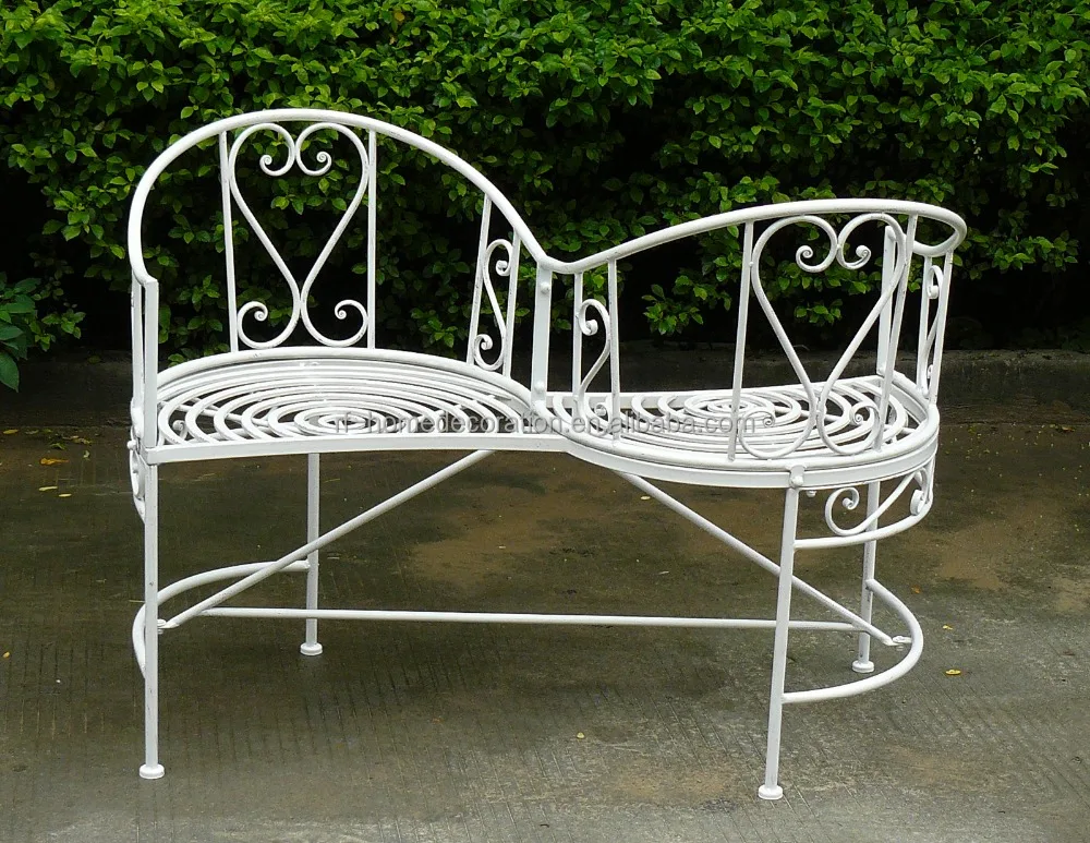 Wholesale Outdoor Garden Heart Shaped 2 Seater Anti rust Wrought Iron Patio Bench