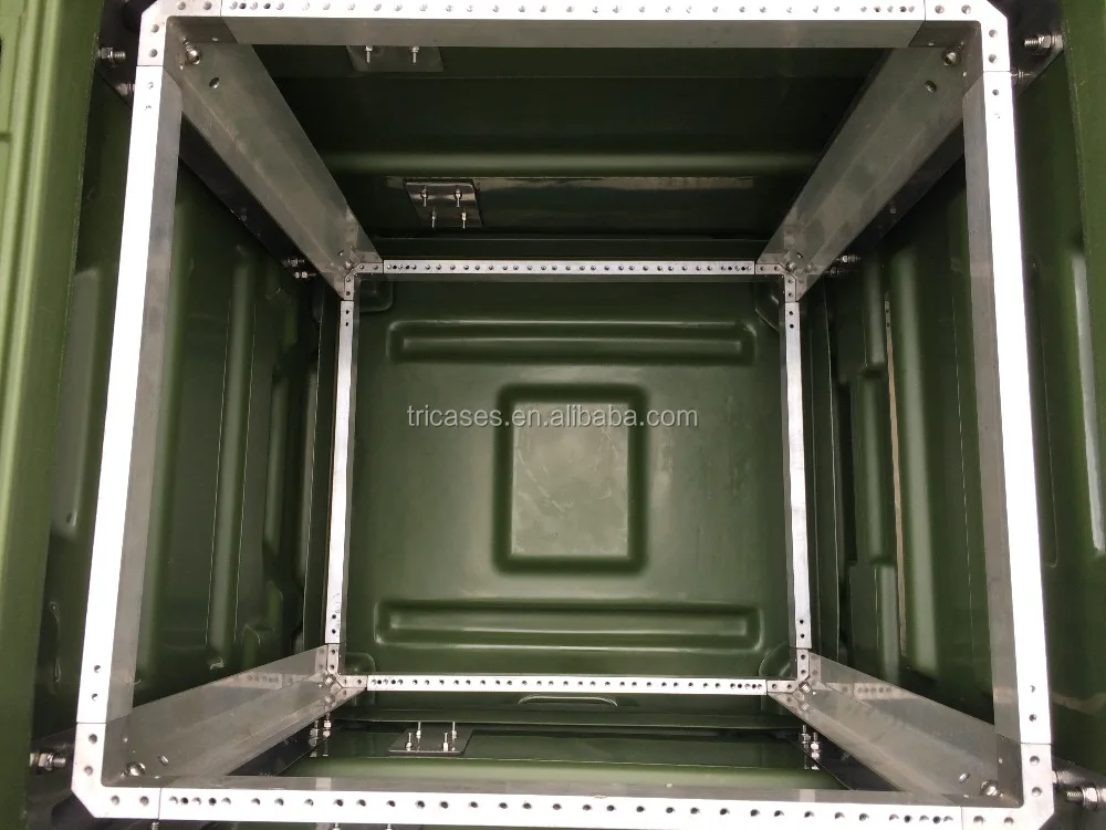 Удаляемый противоударный чехол tricase 12U с длинной рамой 720