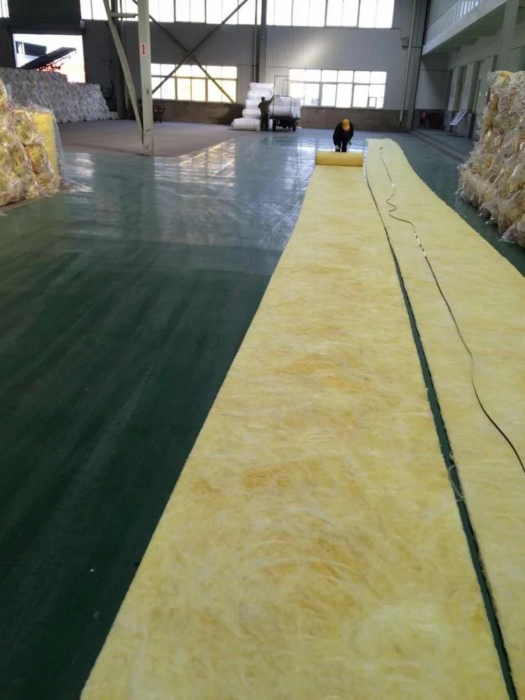 10Kg/M3 100Mm Glass Wool Heat Insulation Materials Sound Isolation Glass Wool For Air Condition Duct