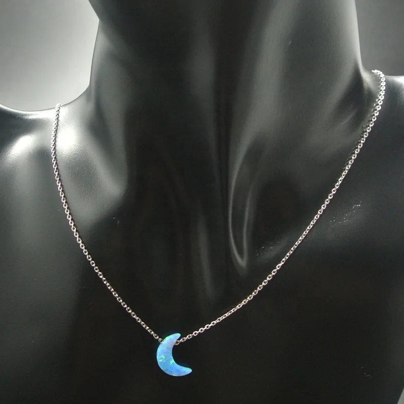 popular fashion jewelry 925 sterling silver Moon shape created opal necklace