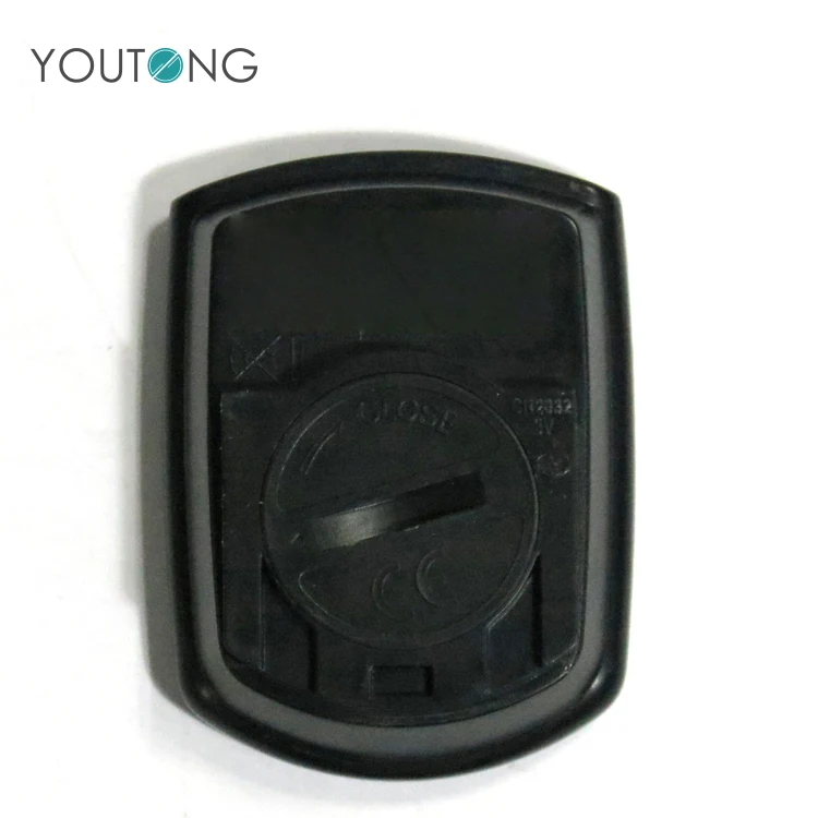 Battery Powered LCD Display Digital GPS Bicycle meter , Wired Bike Computer with Clock