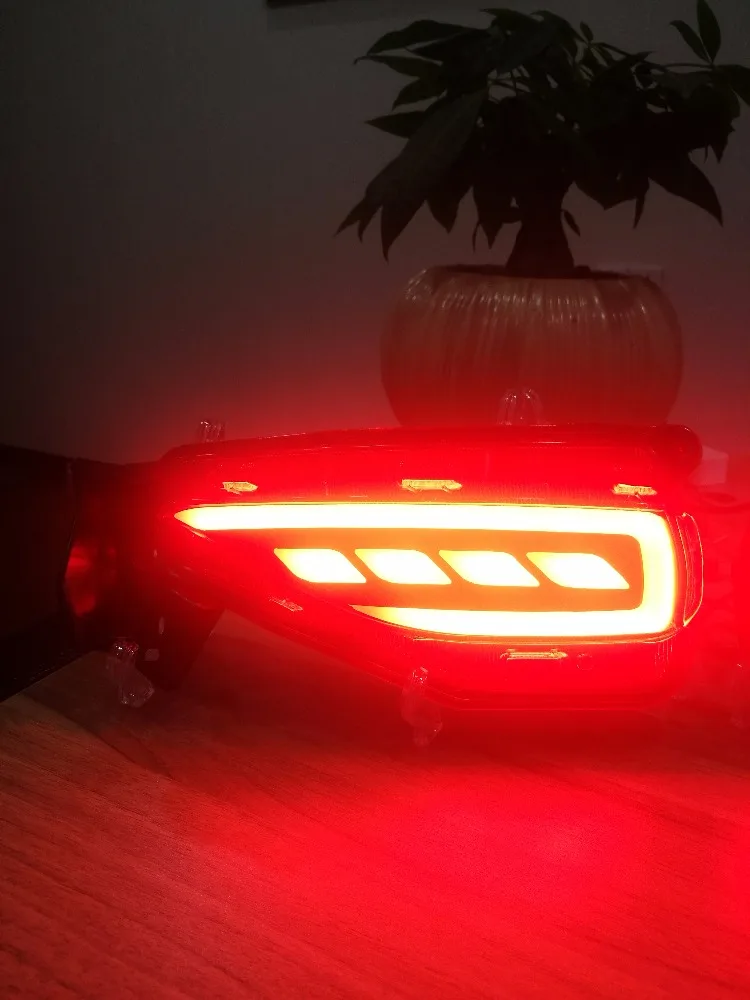 Rear Bumper Reflector Light For Fortuner back brake light indicator cheap factory price