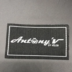 Popular Design Custom Private Main Label Size Label for Clothes Embroidery Woven Label