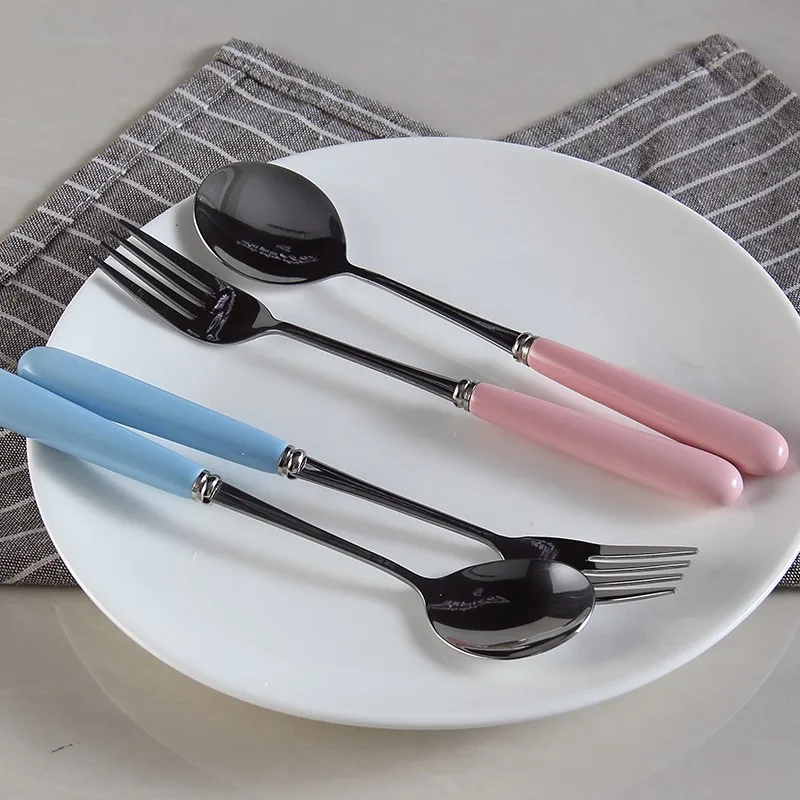 China Supplier Stainless Steel Dinnerware Set Porcelain Handle Cutlery Set