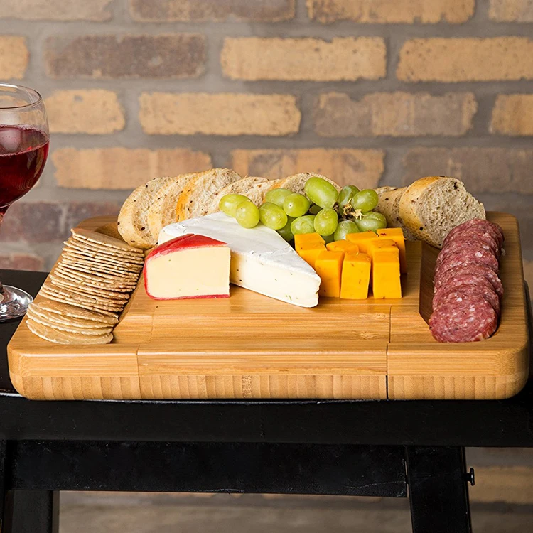 High quality wholesale bamboo cutting cheese board with 4 knives tools set