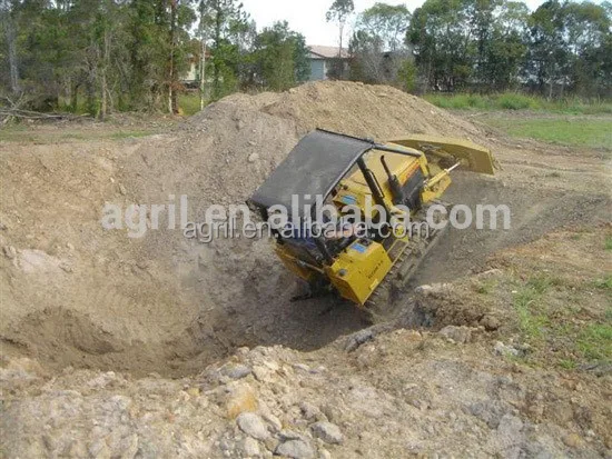 Australia style multifunctional track crawl tractor mini farm dozer with shuttle shift