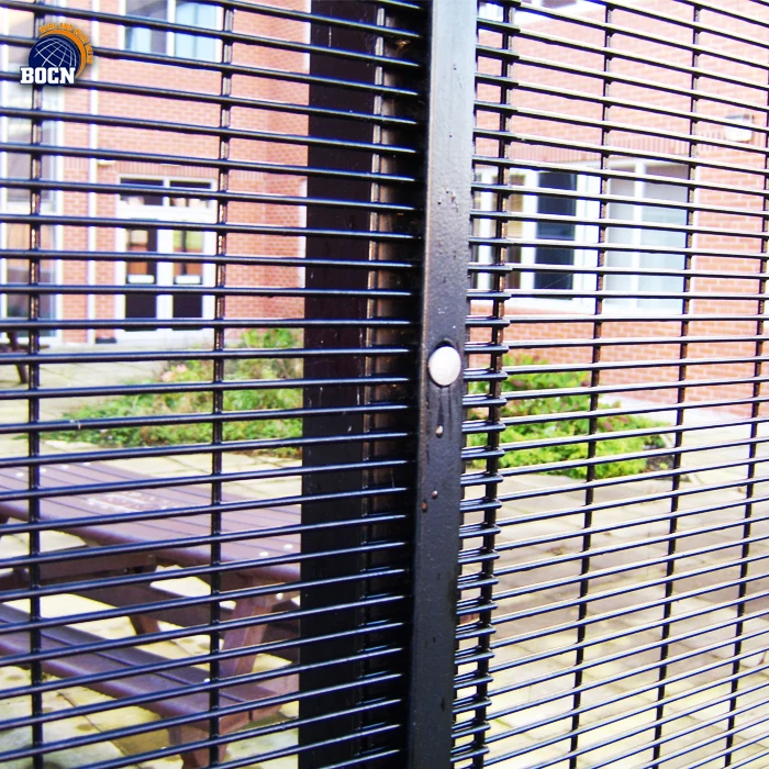 hot sale Anti-climb V shape welded mesh panel Razor Barbed Wire Security Fence