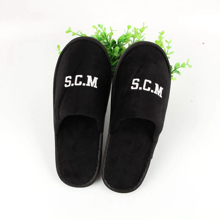 Custom made house hotel slippers black for guests