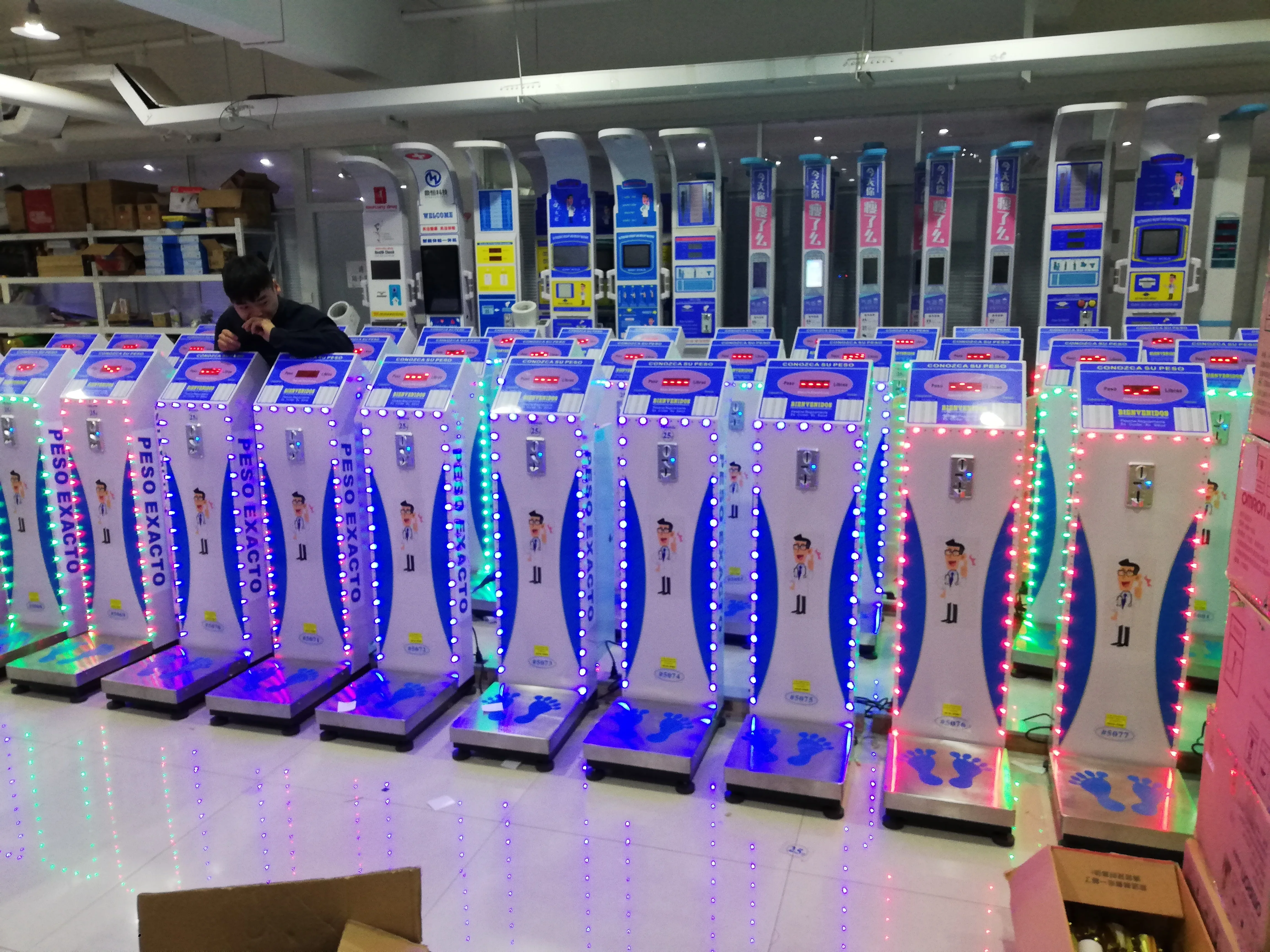 DHM-3 Coin weighing luggage scale  with LED Light