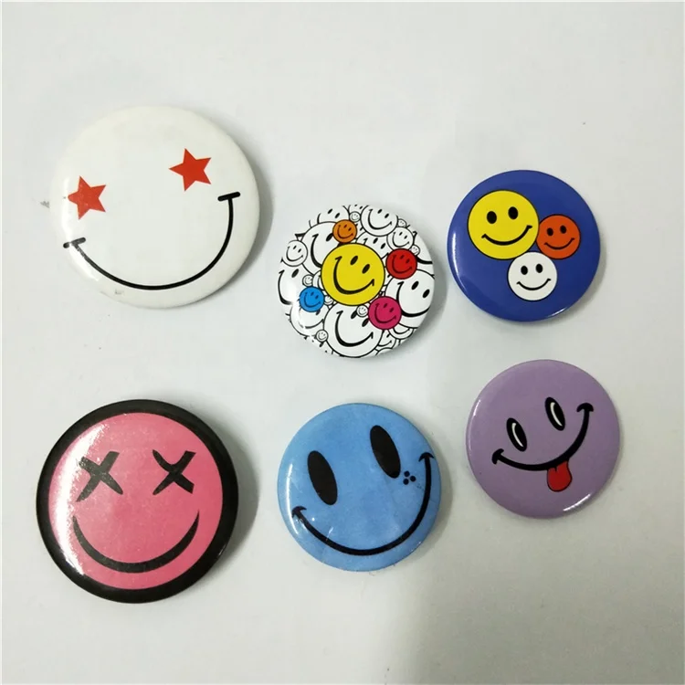 Round Smiling face tinplate badge Oval National flag metal plastic badge brooch pin for bags jeans uniform
