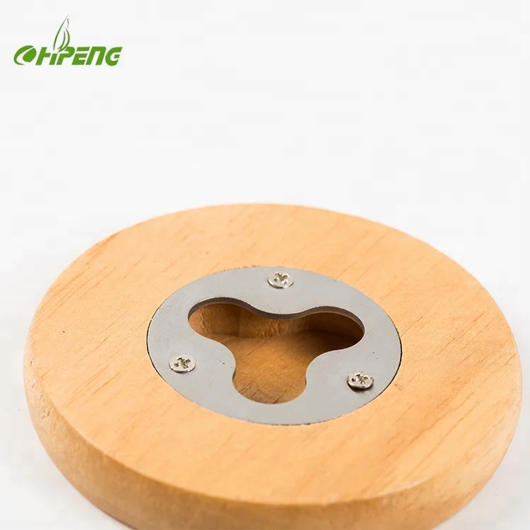 Круглая деревянная открывалка для пивных бутылок