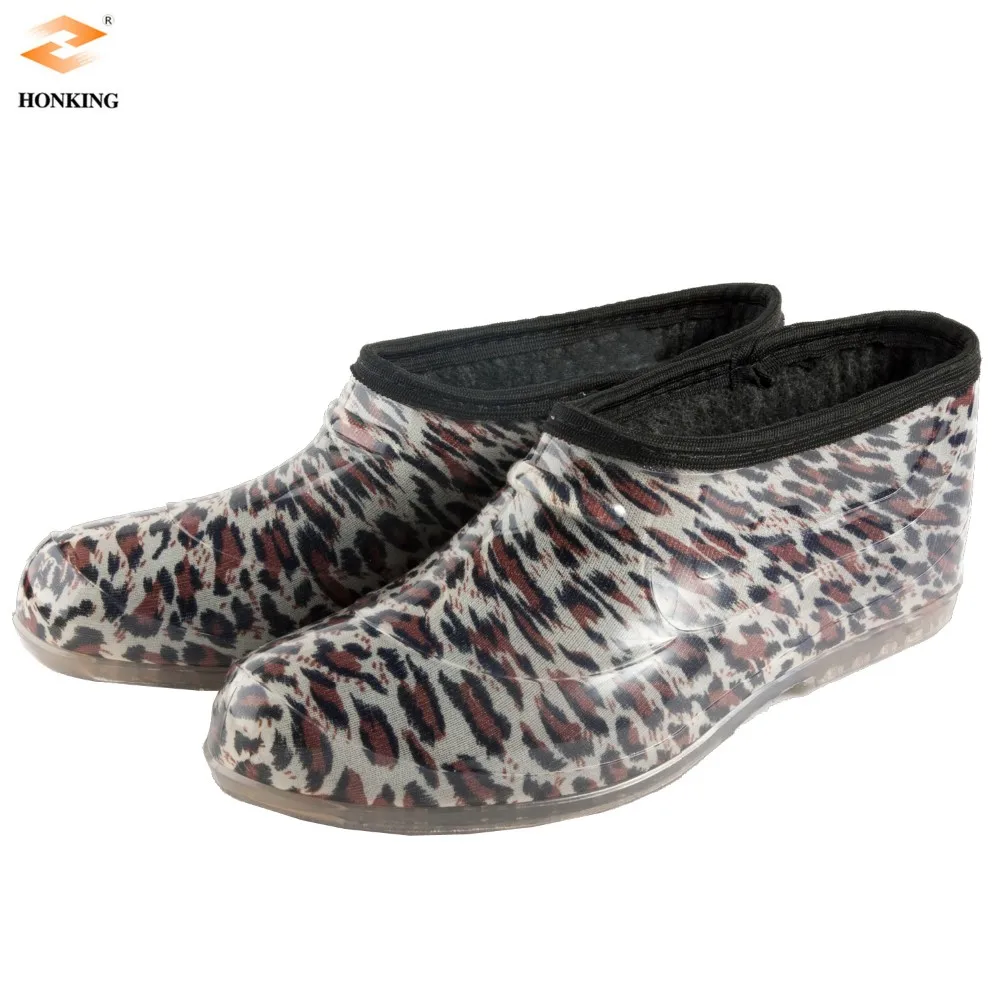 HM-528 Rotary galosh shoes machine with triangle mould