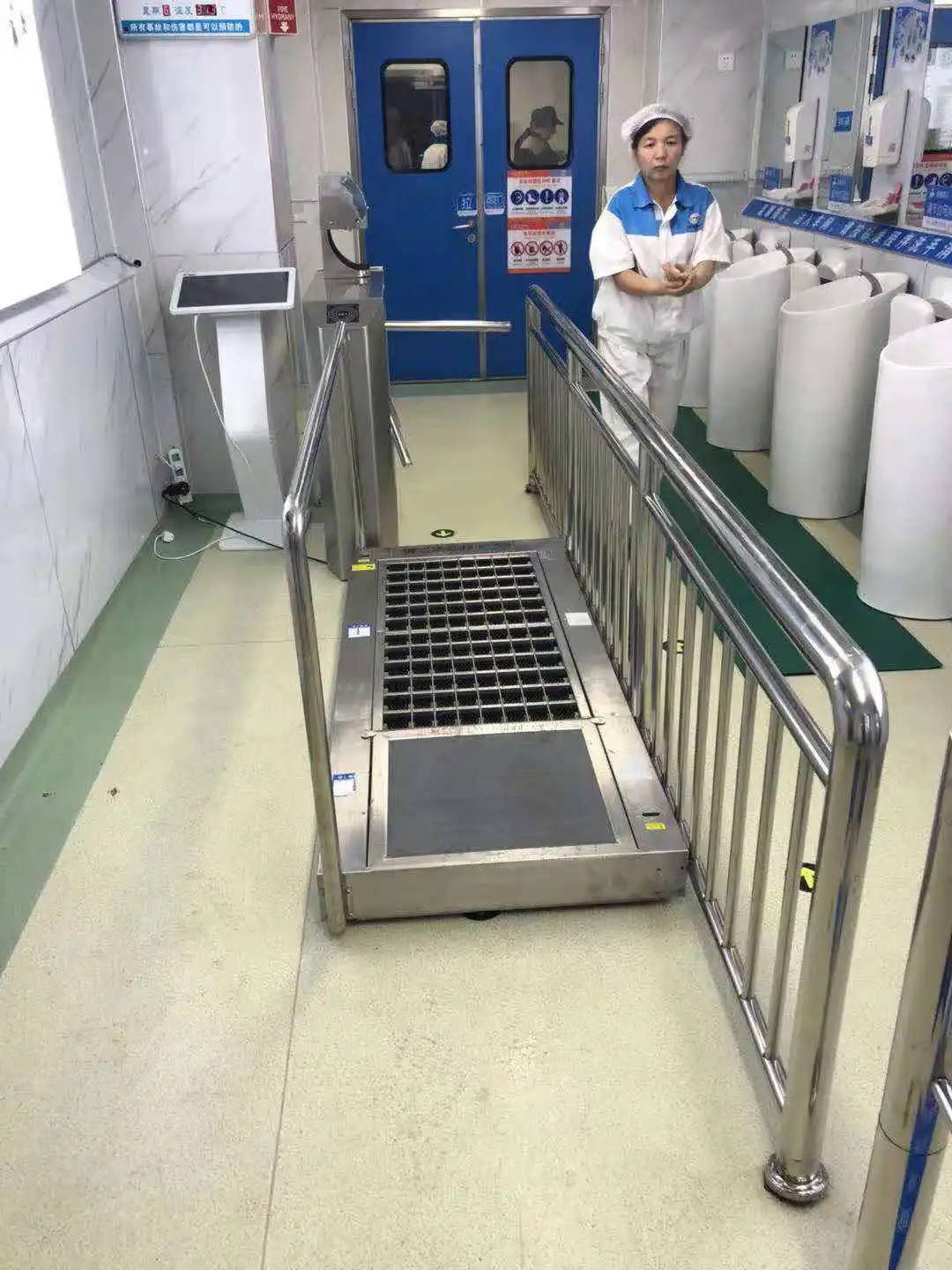 Slemon Shoe Cleaning System QEEJOY RW18 Shoes Sole Cleaner Machine of Stainless Steel 304 Materials Sole Cleaner