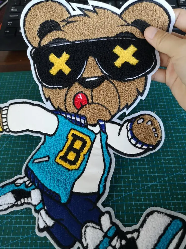 
GUGUTREE embroidery big chenille bear patches for denim jeans,animal cartoon badges DIY jackets,appliques patch AL-204317 