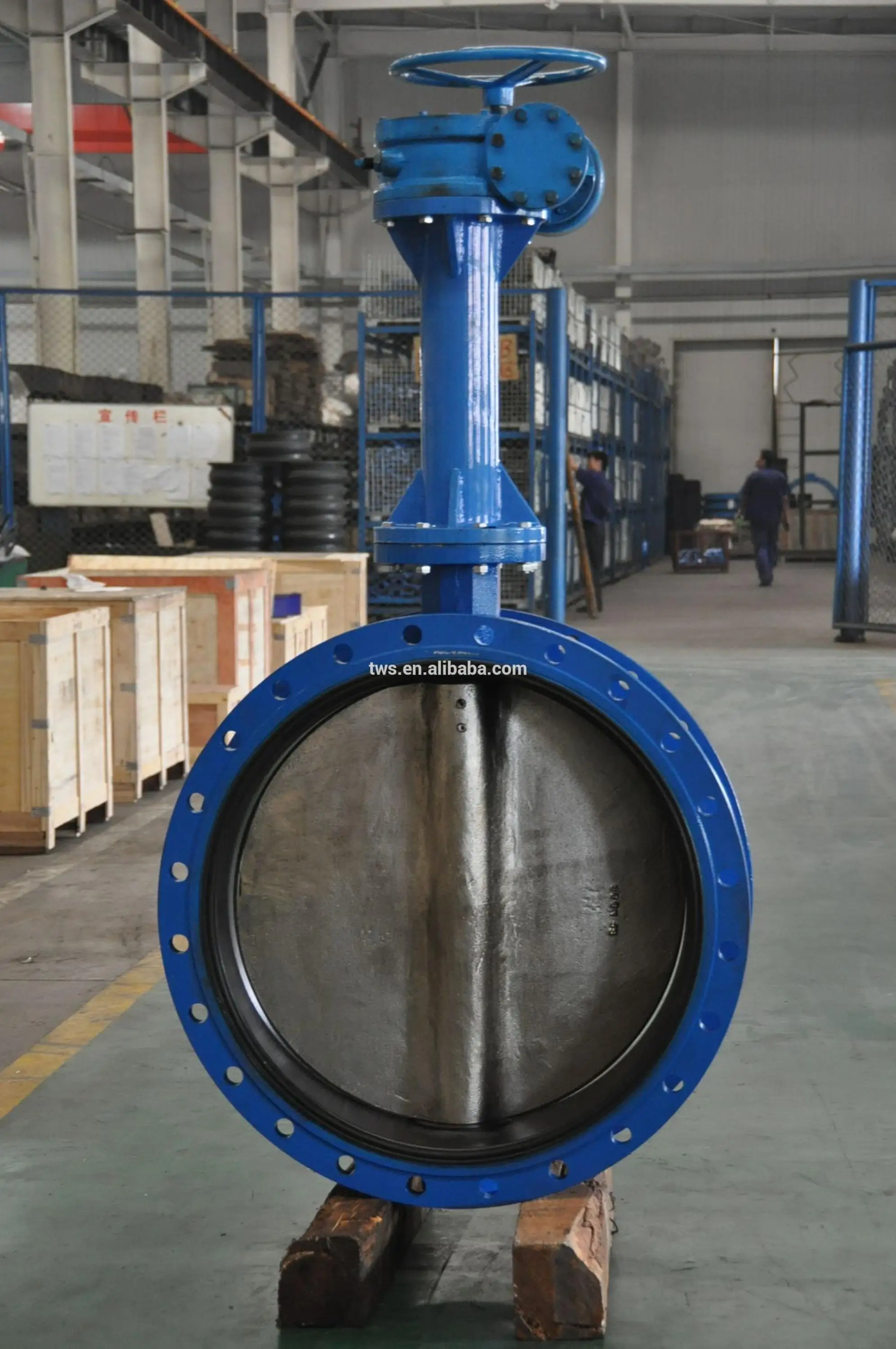 DN450 450 мм Корпус из чугуна дисковый двойной фланцевый клапан-бабочка ковкого с удлиненным шпинделем 3 4 м