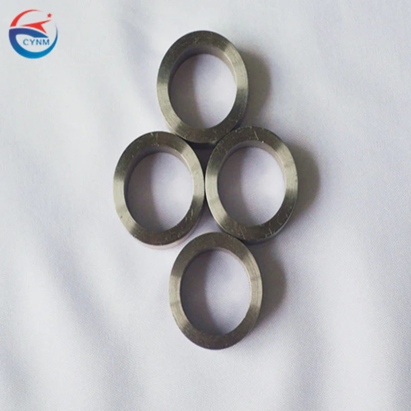 bright smooth Tantalum ring for man Thumbs up