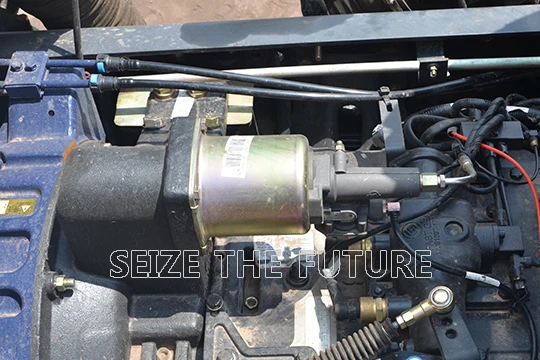 SINOTRUCK Truck Spare Parts WG972523004 Clutch Operating Cylinder