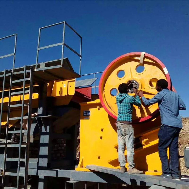 Small Scale Industry Portable Rock Breaker Stone Crusher Crushing Machine