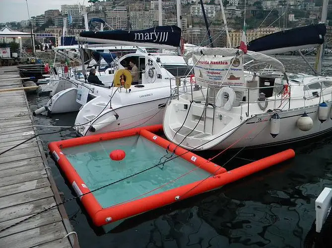 amusement theme park facilities inflatable swimming pools with net / swimming pools play on water