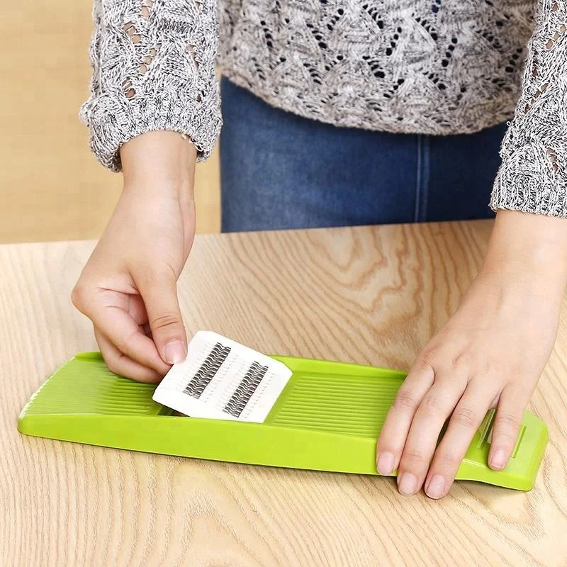 Household Kitchen Hand Plastic Mandoline Potato Vegetable Slicer