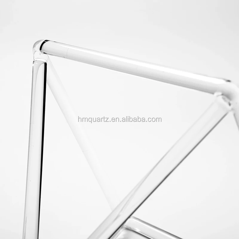 Хрустальные пения пирамиды и тетраэдрон для заживления