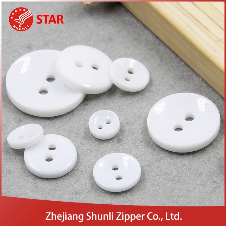 Wholesale Super Quality 2 Holes White Chalk Button For Garment button