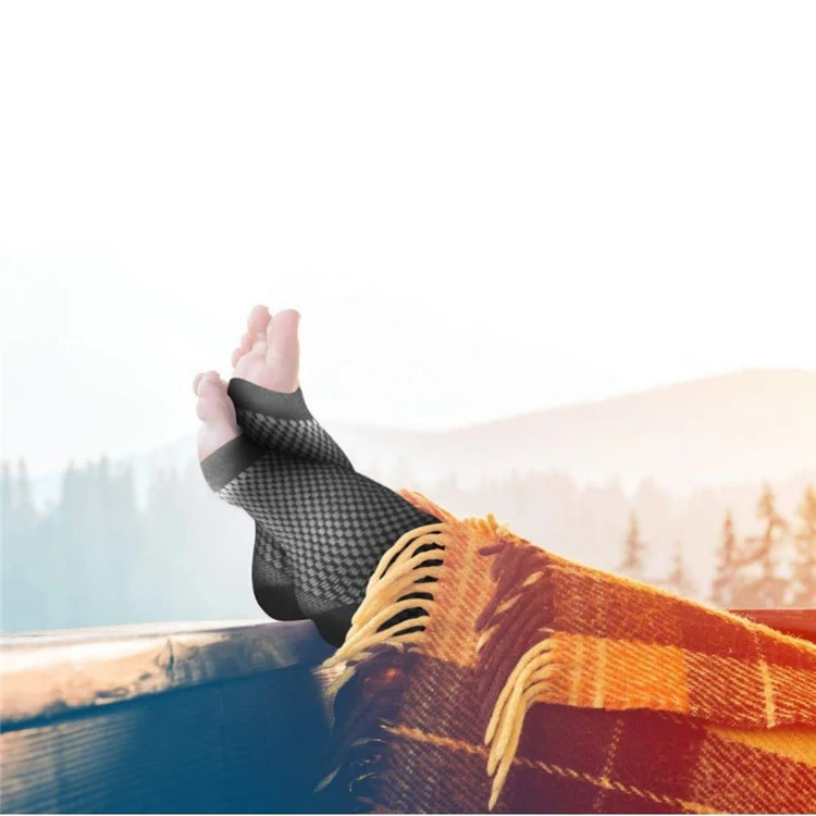 medical equipment arch support compression foot sleeves gym equipment plantar fasciitis socks for men and woven