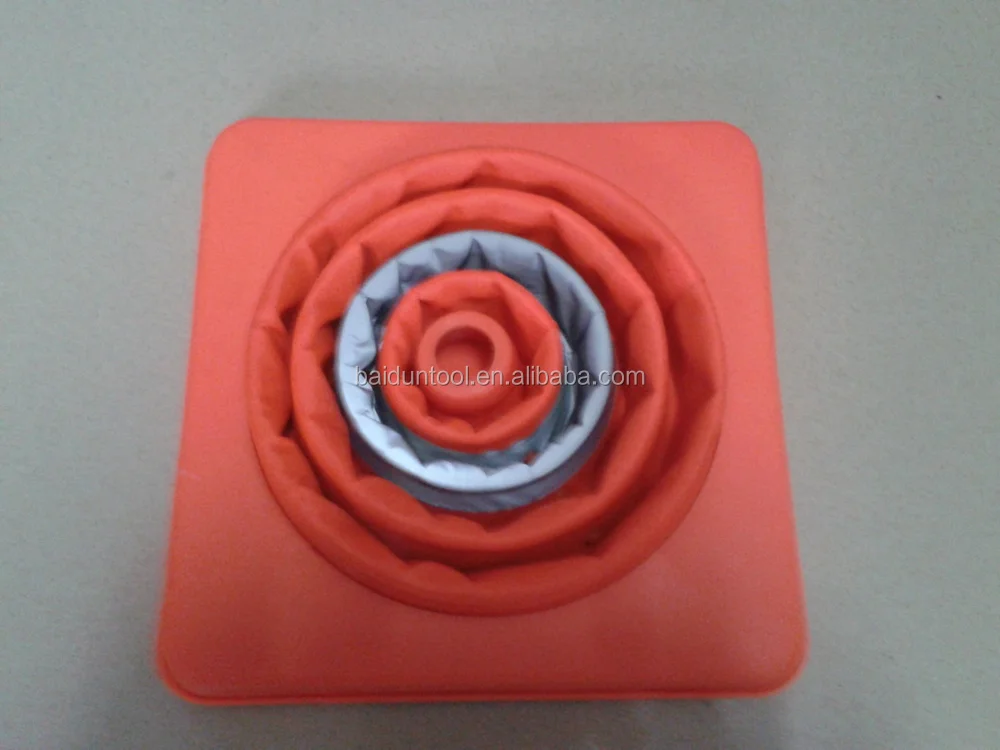 
40CM black PP traffic cone 16