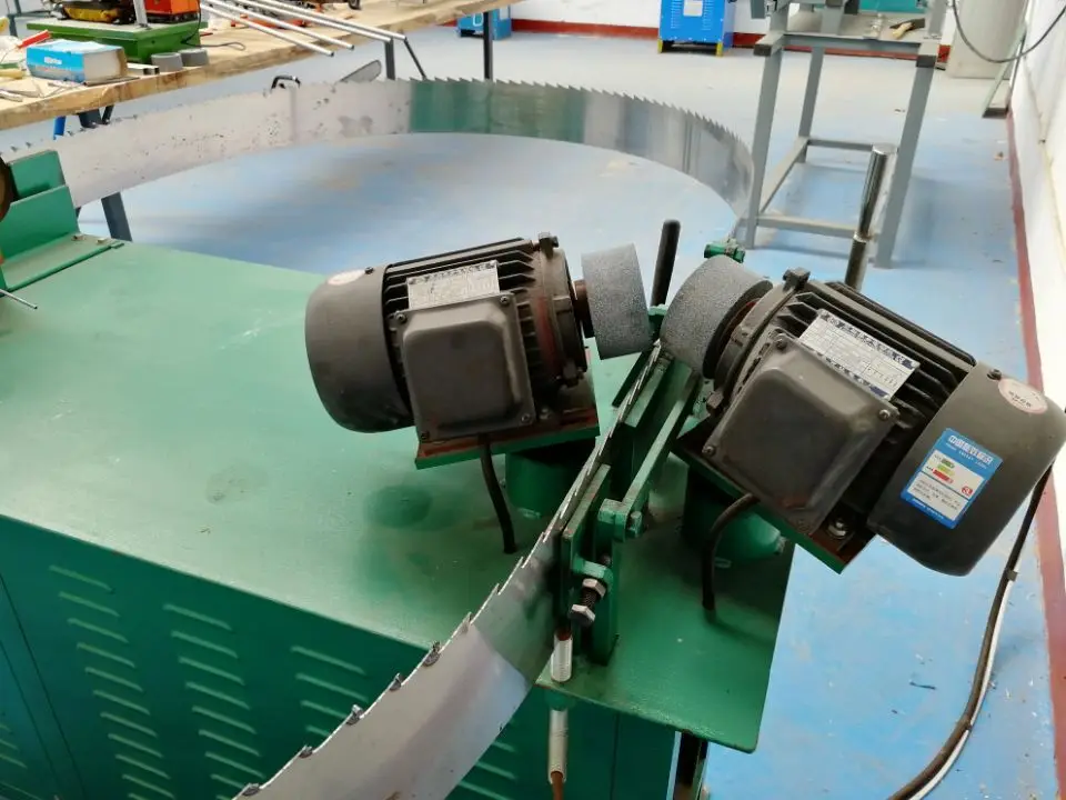 Custom-made Stellite Alloy Manual Welding And Grinding Machine