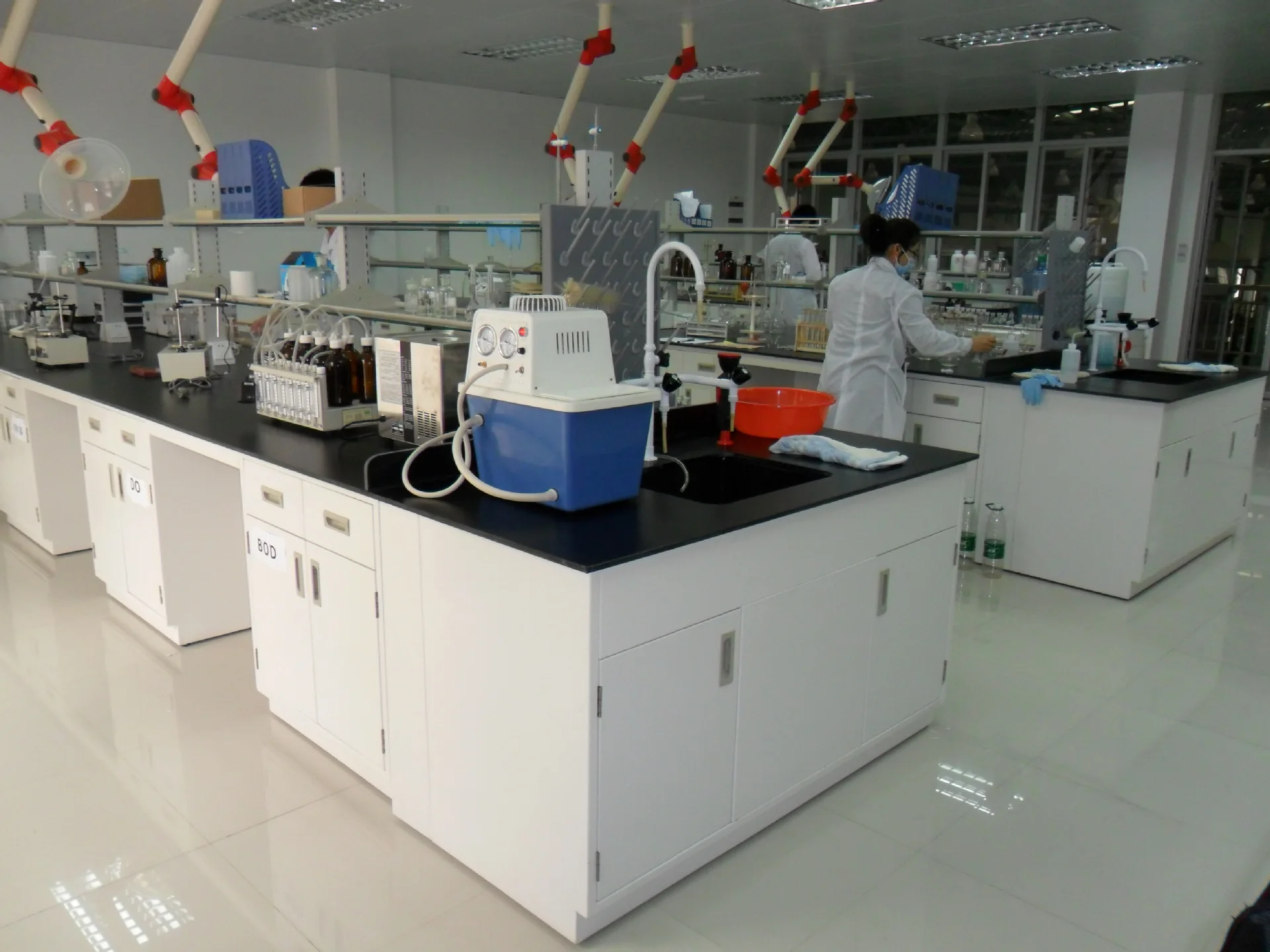 
Top Quality strontium ranelate cas 135459-87-9 at Reasonable Price 