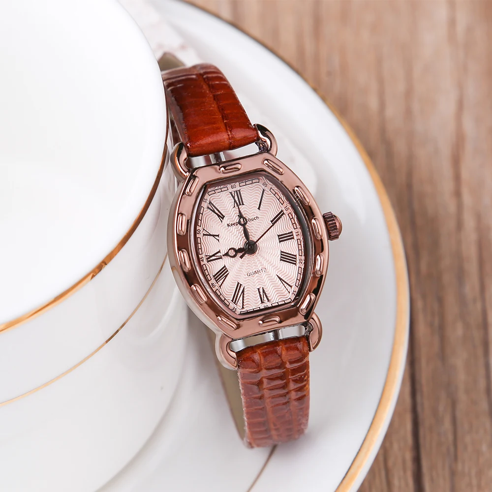 2019 Women antique watches cheap leather quartz wrist watch custom logo