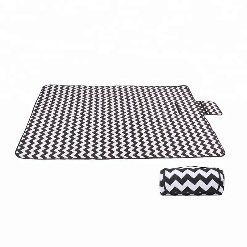 2019 New Foldable Canvas Beach Mat Sand Proof Custom Waterproof Picnic Blanket