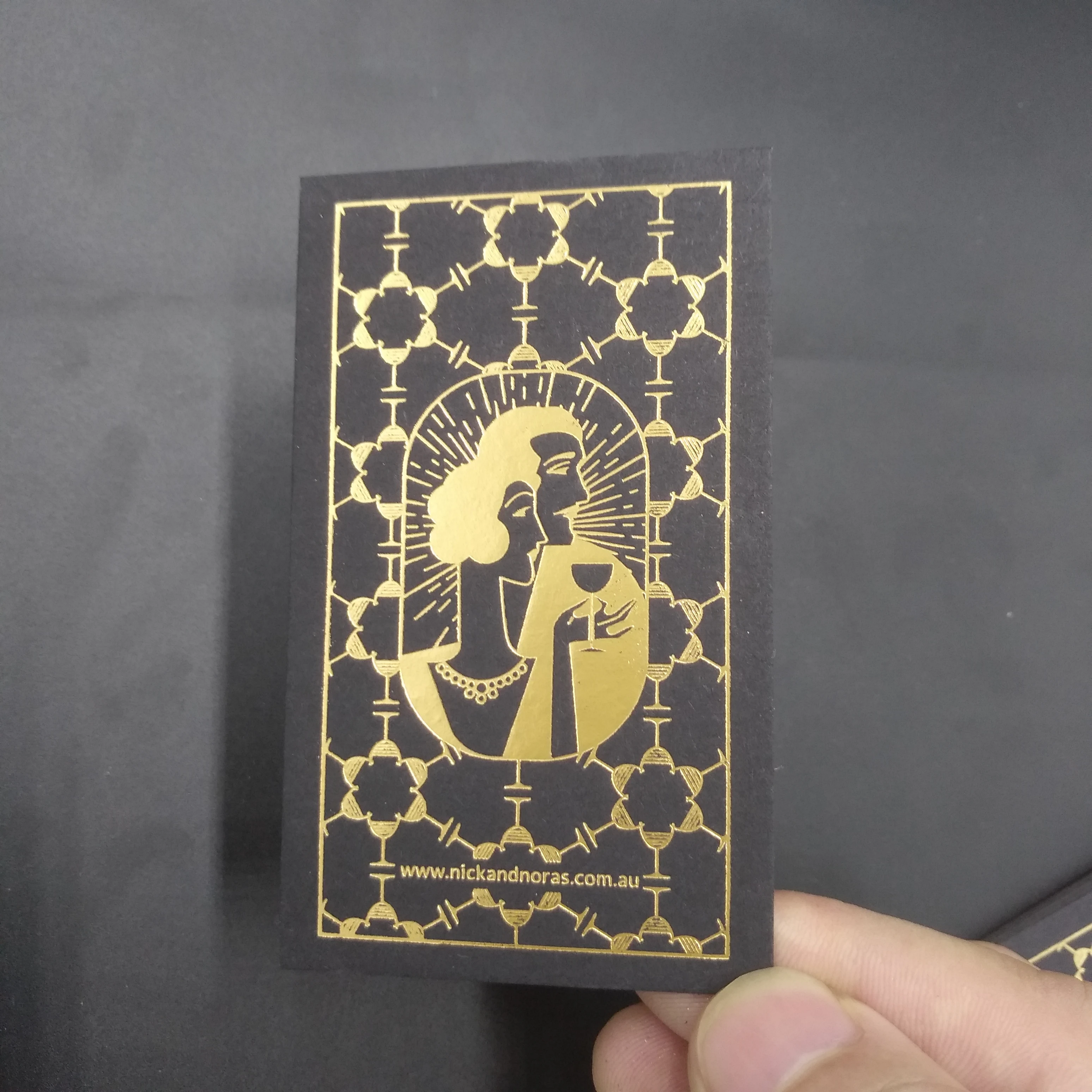 Custom Size Business Cards Gold Foil Stamped with Logo Made from Fancy Paper Offset Printing for Gifts