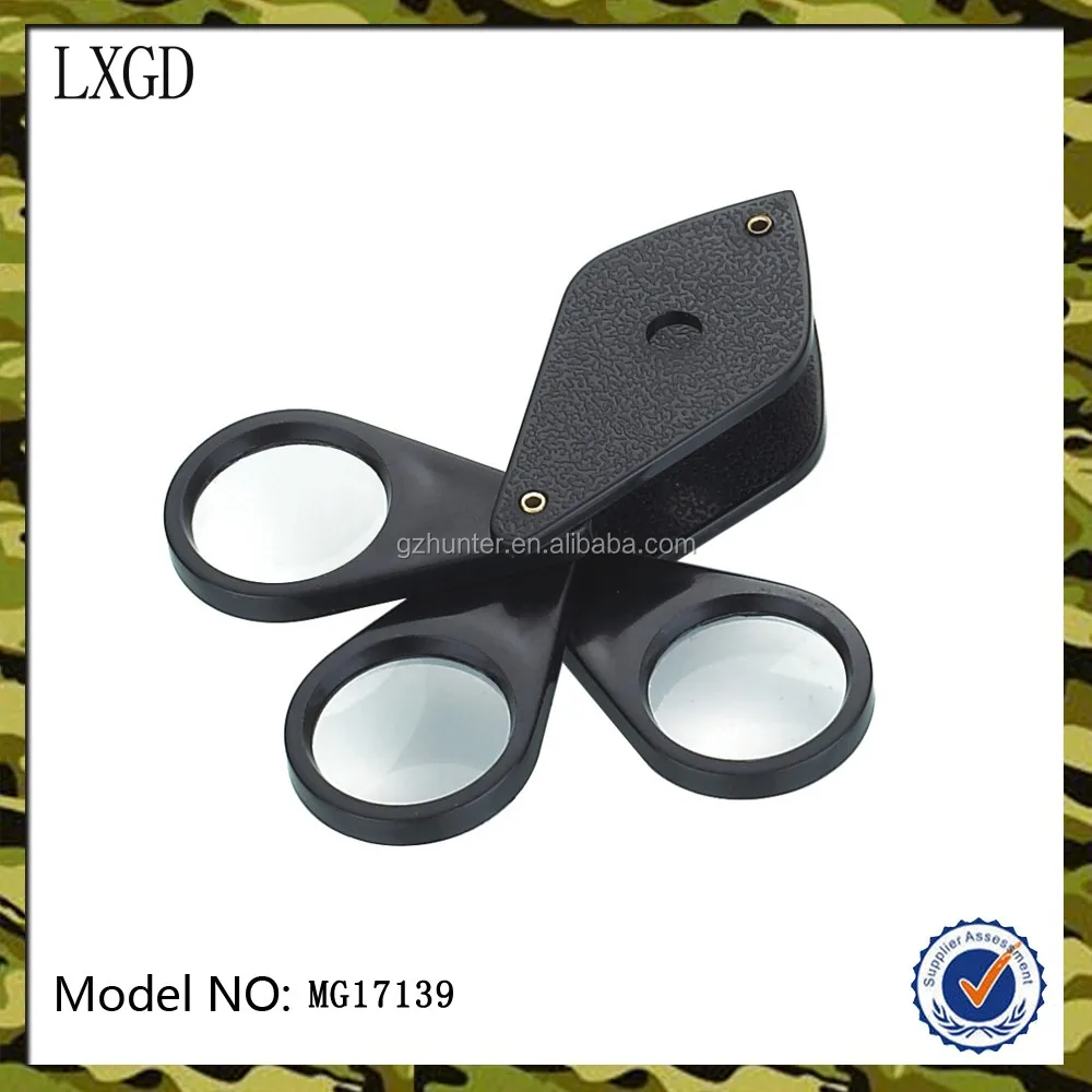 MG17139, 4x three lens manual folding magnifying glasses