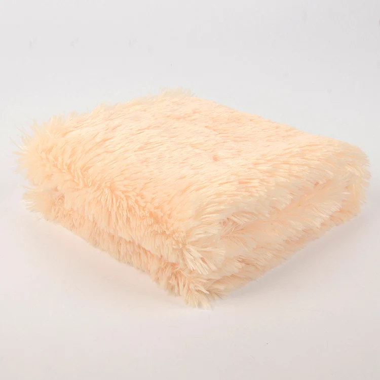 2019 High quality super soft apricot luxury plush long pile custom faux fur fabric