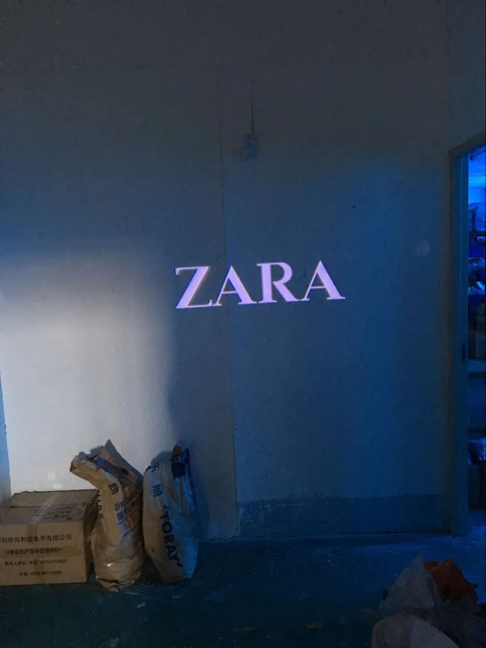 2022 Popular New Advertising Led Projector Spotlight Custom Logo Projector Night light