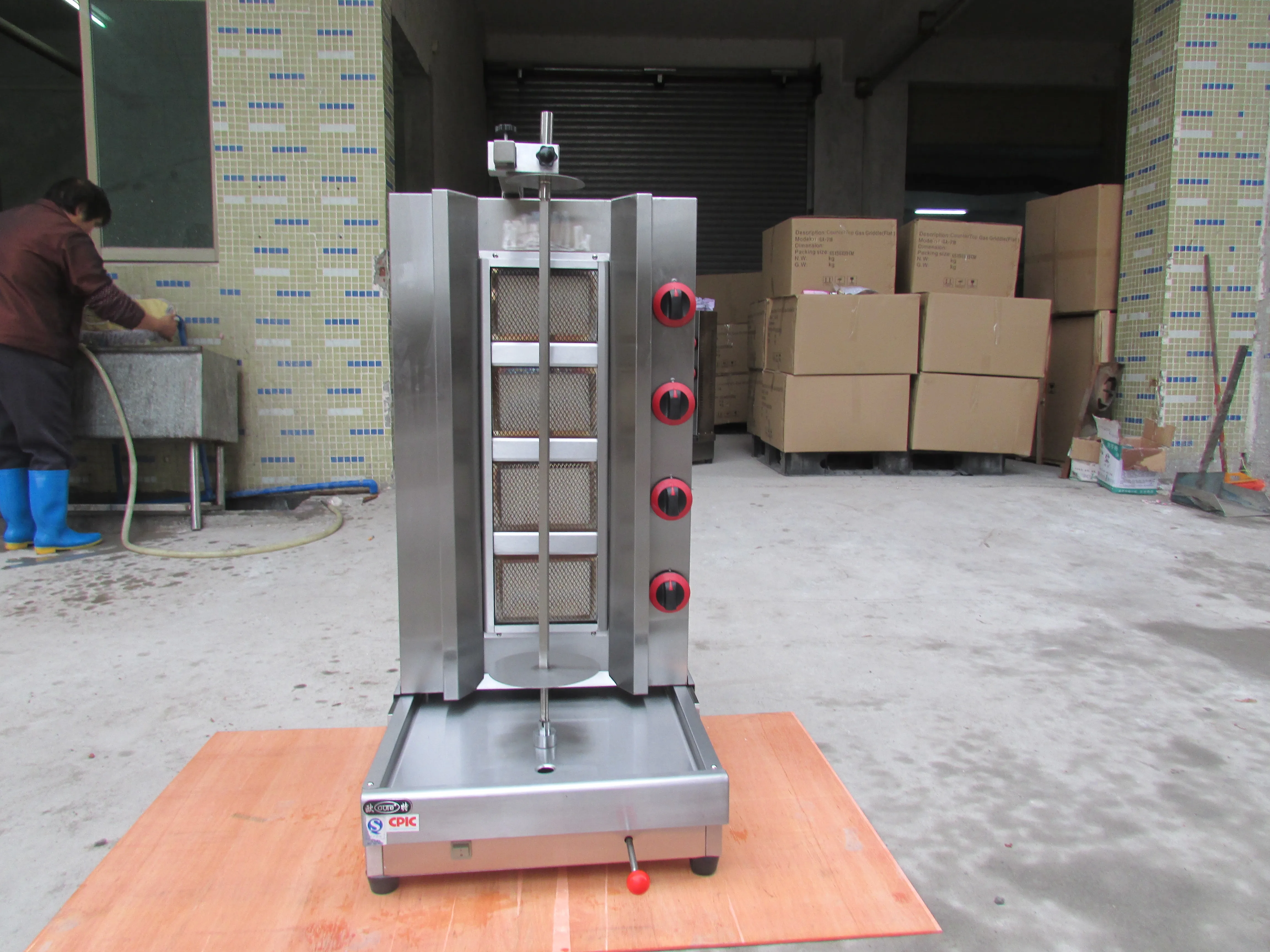 Factory Price Commercial  Counter Top Gas Grill 5 Burner Stainless Steel  Shawarma Machine  Kebab Machine