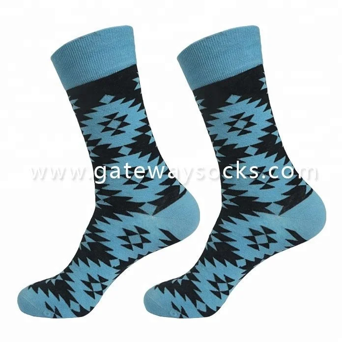 China Manufacturer Combed cotton 200 needle happy Champagne custom logo dress socks
