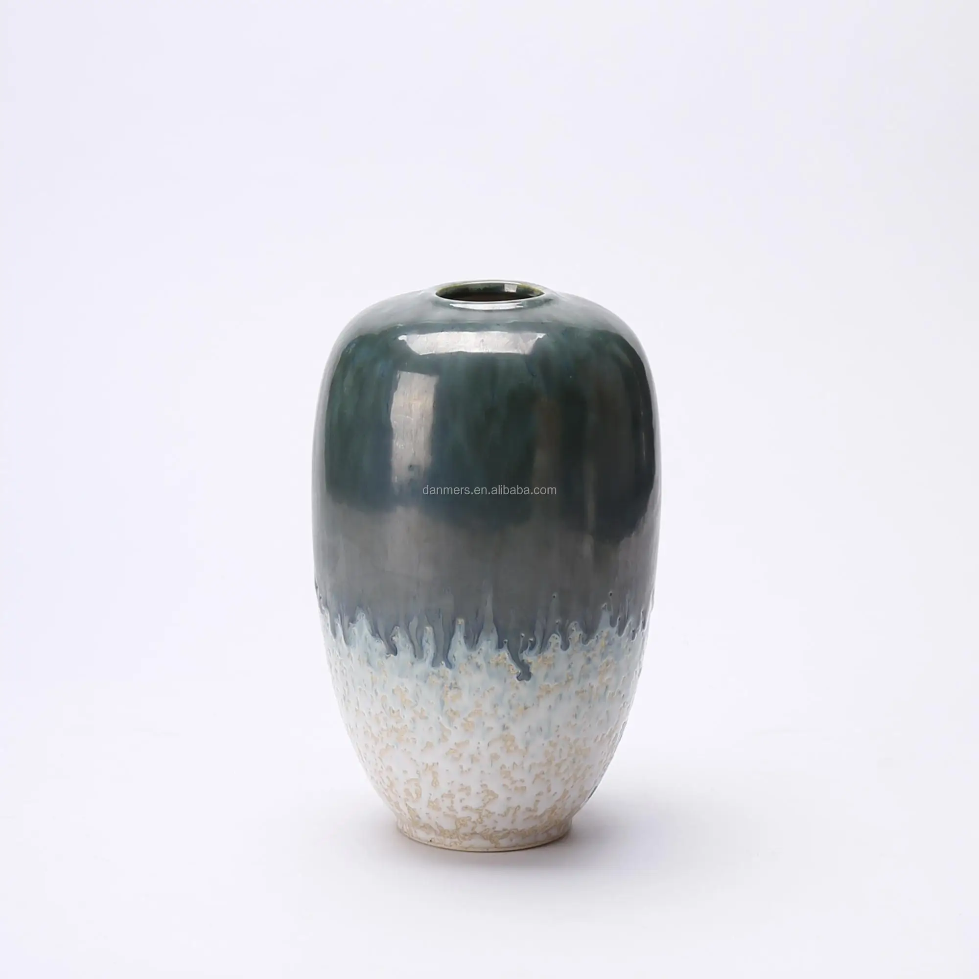 
2018 Hot Sale European Modern Creative Furnished Home Goods Decorative Flower Vase Ceramic 