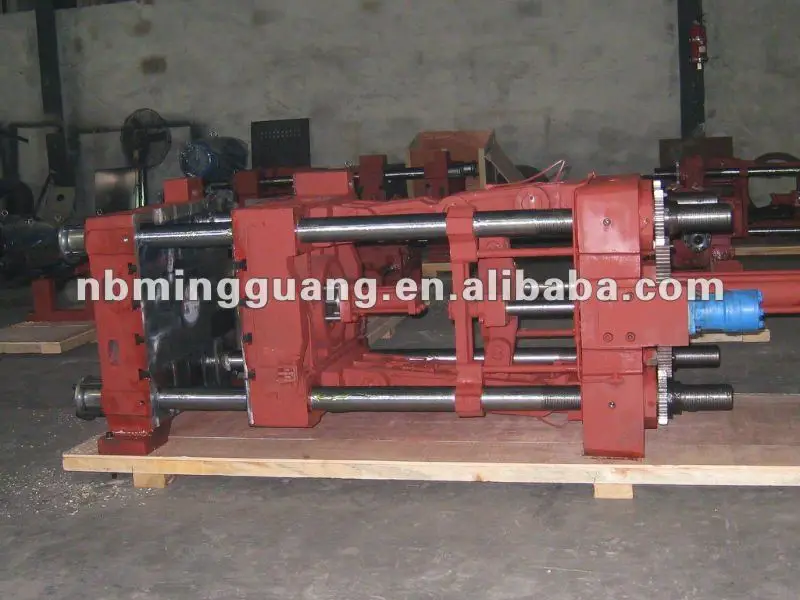 
plastic injection moulding machine parts 