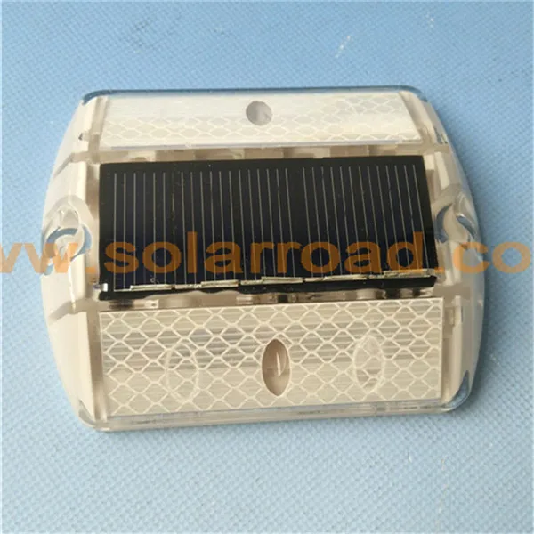 IP68 High Brightness Plastic Solar Road Studs Marker Light Cat Eyes Reflectors